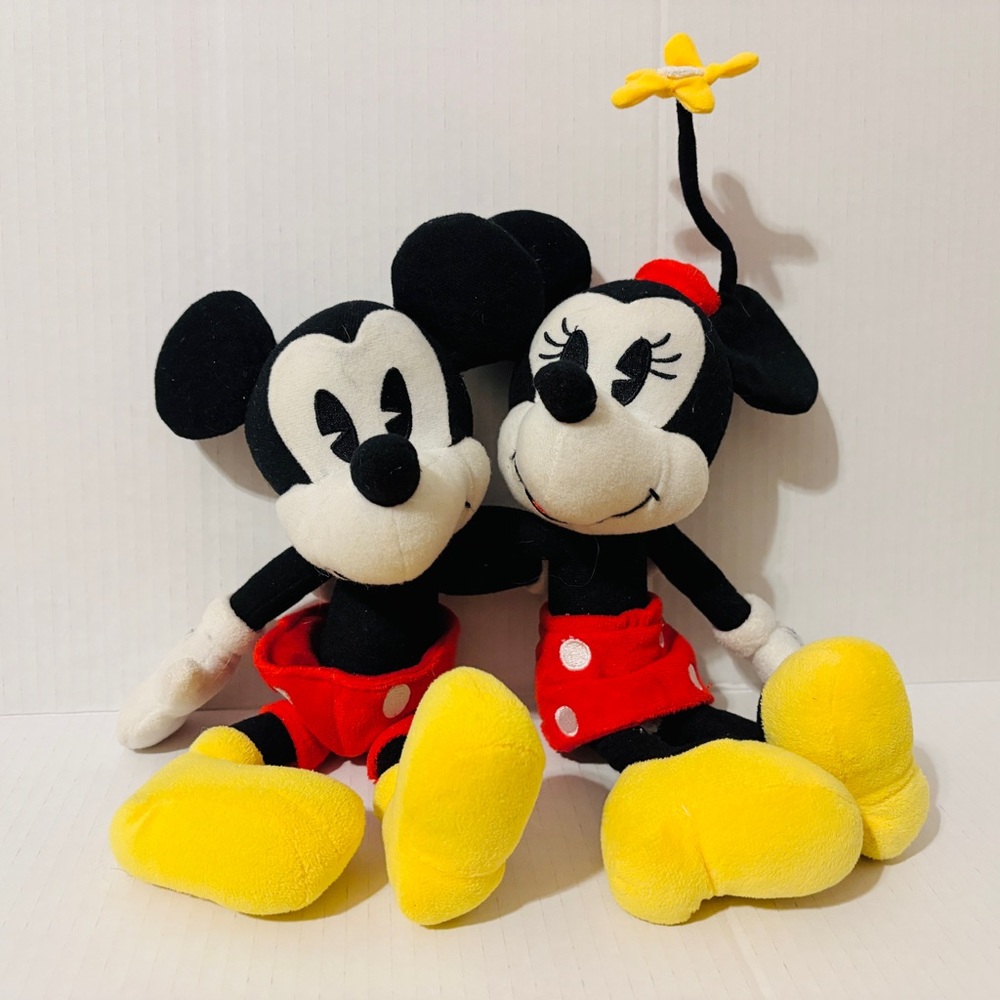Disney Plush Mickey & Minnie Pair, Galerie Vintage Retro Style